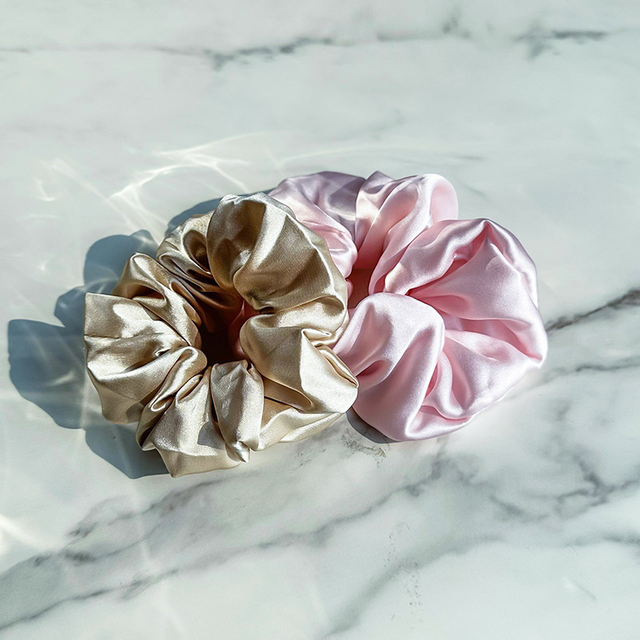 Soins capillaires avancés et anneaux de cheveux en soie hydratants