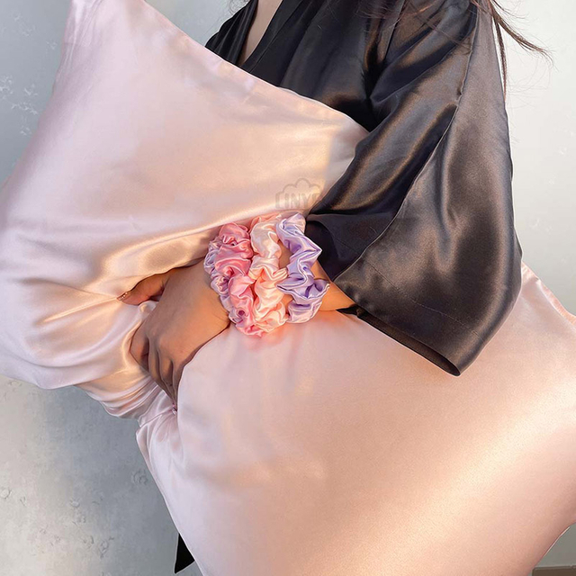 Taie d'oreiller en soie lisse, confortable et hydratante