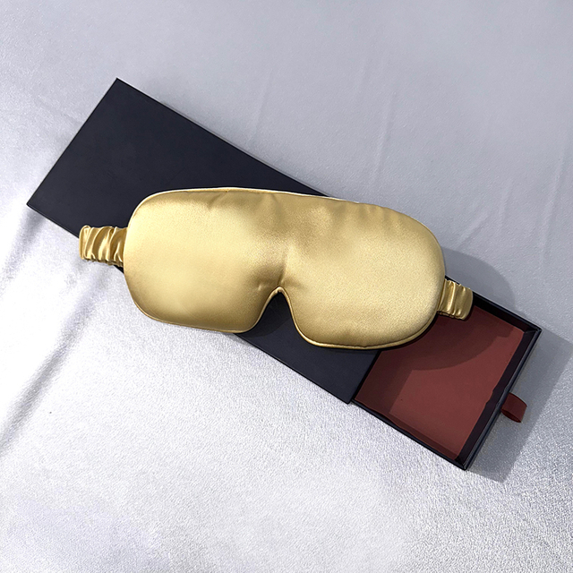 Masque pour les yeux en soie hydratant et occultant avancé